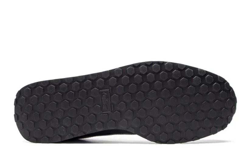 Nike Mach Runner Sneakers (303992 010)
