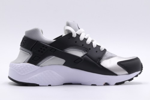 Nike Huarache Run Gs Sneakers (654275 044)