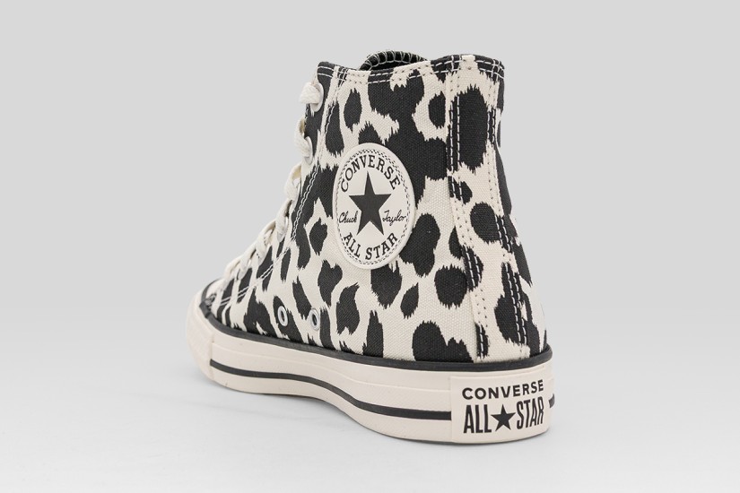 Converse Chuck Taylor All Star High Cow Print Sneakers Εκρού, Μαύρα