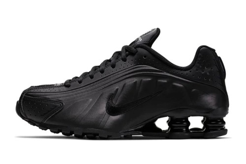Nike Shox R4 Sneakers (BQ4000 001)