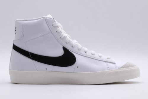 Nike Blazer Mid 77 Vintage Sneakers (BQ6806 100)