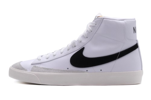 Nike Blazer Mid 77 Vintage Sneakers (BQ6806 100)