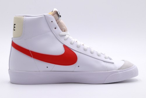 Nike Blazer Mid 77 Vintage Sneakers (BQ6806 122)
