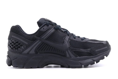Nike Zoom Vomero 5 Sneakers (BV1358 003)