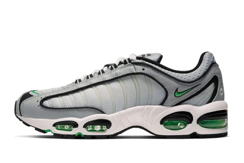 Nike Air Max Tailwind 4 Sneakers (CD0456 001)