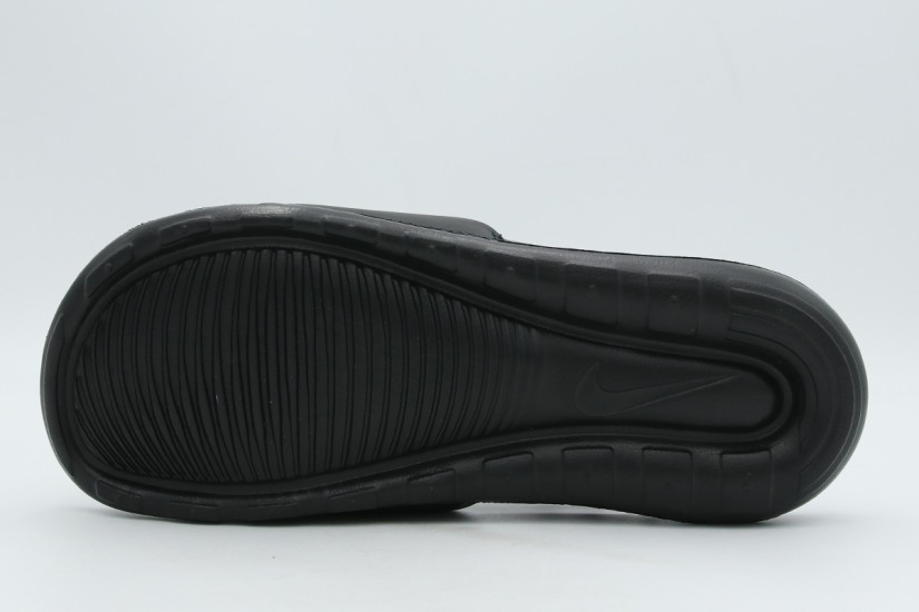 Nike Victori One Slide Γυναικείες Παντόφλες Μαύρες, Μπρονζέ
