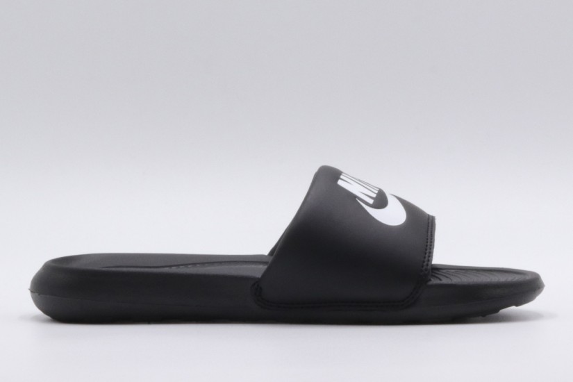 Nike Victori One Γυναικείες Παντόφλες Μαύρες