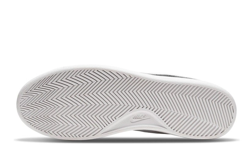 Nike Court Royale 2 Mid Sneakers (CQ9179 001)