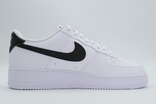 Nike Air Force 1 07 Sneakers (CT2302 100)