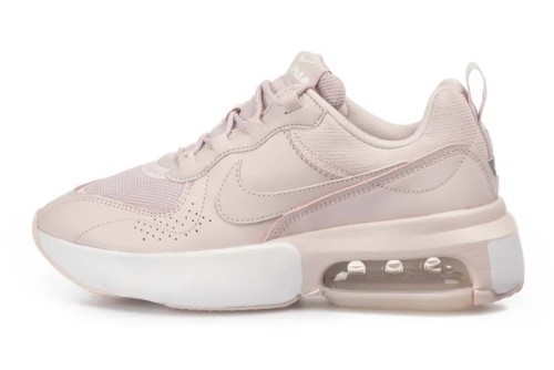 Nike Air Max Verona Sneakers (CU7846 600)