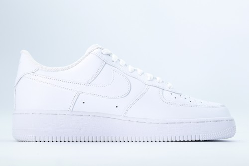 Nike Air Force 1 07 Sneakers (CW2288 111)