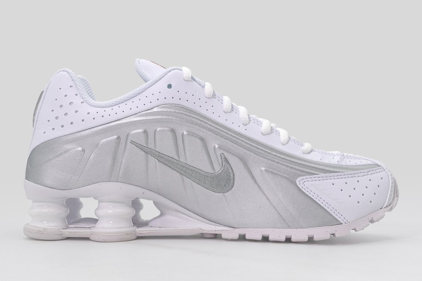 Nike Shox R4 Sneakers Λευκά, Ασημί