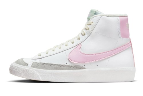 Nike Blazer Mid 77 Gs Sneakers (DA4086 106)