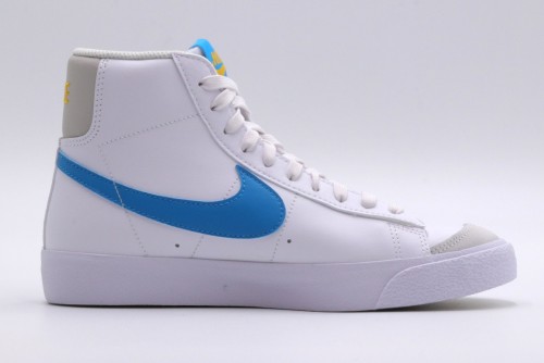 Nike Blazer Mid 77 Gs Sneakers (DA4086 107)