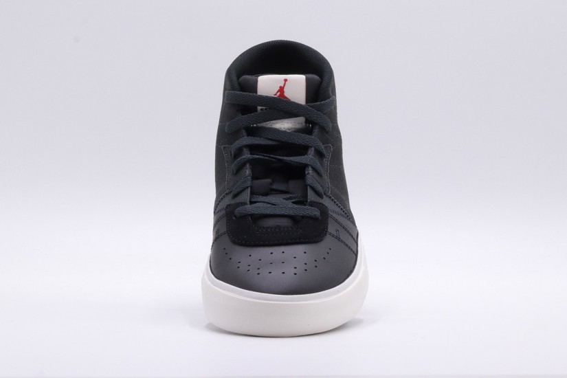 Jordan Series Mid Sneakers (DA8026 004)