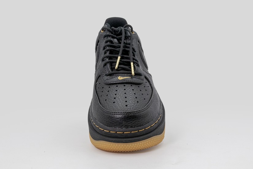 Nike Air Force 1 Luxe Sneakers (DB4109 001)