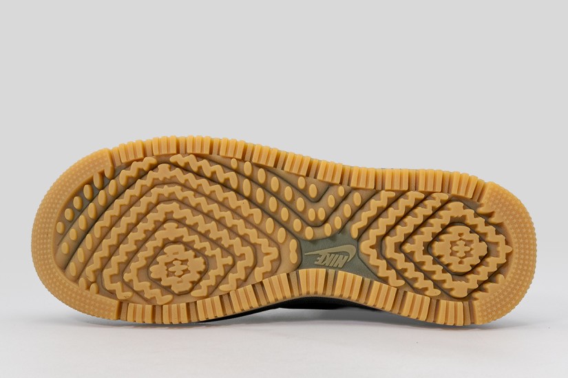 Nike Air Force 1 Luxe Sneakers (DB4109 001)