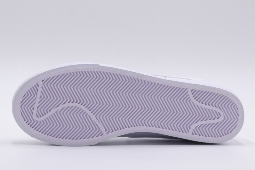 Nike Blazer Low Platform Γυναικεία Sneakers Λευκά