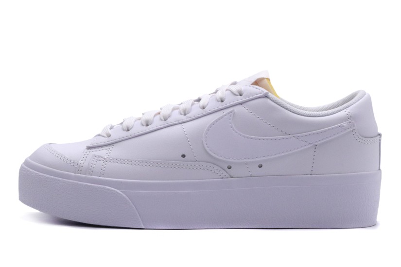 Nike Blazer Low Platform Γυναικεία Sneakers Λευκά