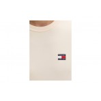 Tommy Jeans Badge Ανδρική Μακρυμάνικη Μπλούζα με Λαιμόκοψη Εκρού