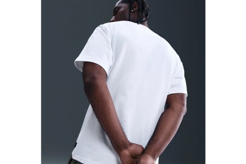 Nike Sportswear Premium Essentials T-Shirt Ανδρικό (DO7392 102)