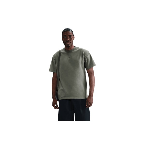 Nike Sportswear Premium Essentials T-Shirt Ανδρικό (DO7392 320)