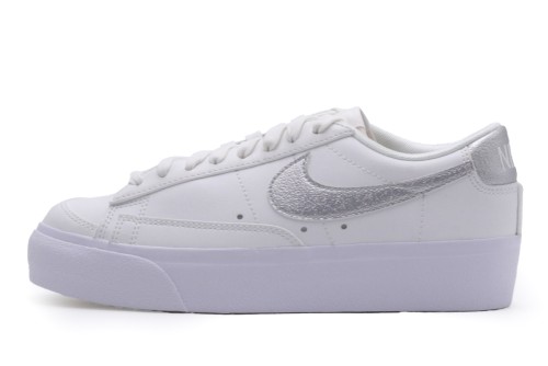 Nike Blazer Low Plarform Ess Sneakers (DQ7571 101)