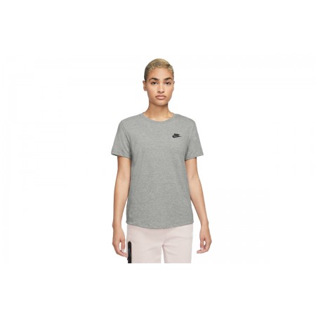 Nike Sportswear Club Essentials T-Shirt Γυναικείο 