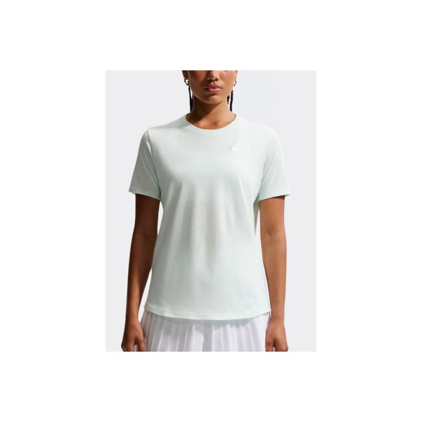 Nike Sportswear Club Essentials T-Shirt Γυναικείο (DX7902 394)