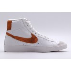 Nike Wmns Blazer Mid 77 Sneakers (DX8948 100)