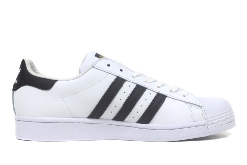 Adidas Originals Superstar Sneakers (EG4958)