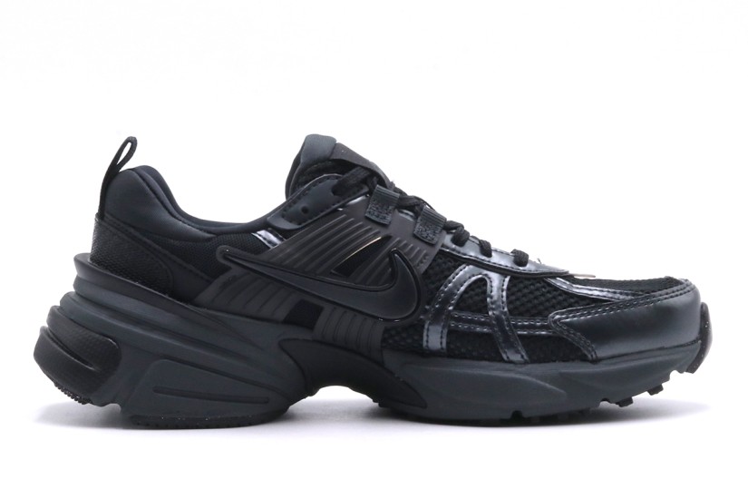 Nike V2K Run Γυναικεία Sneakers Μαύρα, Γκρι