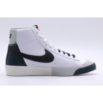 Δες τα unisex μπασκετικά παπούτσια Nike Blazer Mid 77 Mid. Φόρεσέ τα για να δώσεις στυλ στην καθημερινότητά σου.