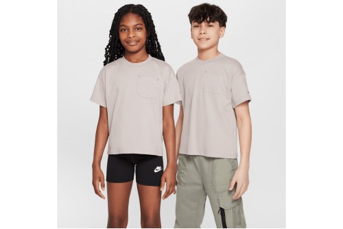 Nike Sportswear City Utility T-Shirt (FZ4902 009)