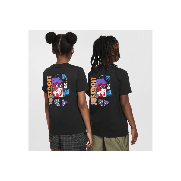 Nike Sportswear T-Shirt (FZ5168 010)
