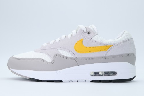 Nike Air Max 1 Ess Sneakers (FZ5808 105)