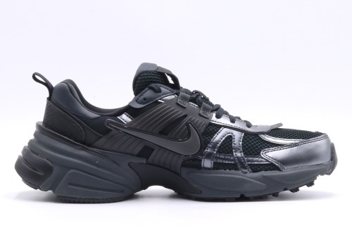 Nike V2K Run Sneakers (HJ4497 001)