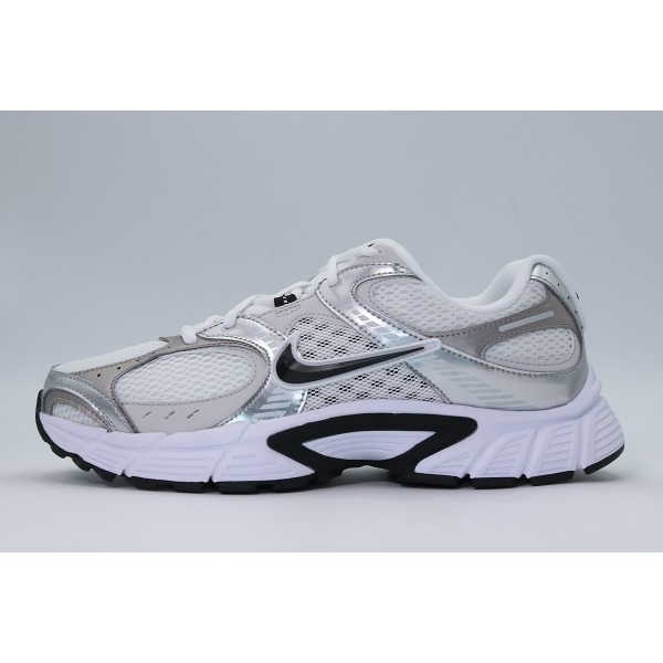 Nike V5 Rnr Sneakers (HJ5228 104)