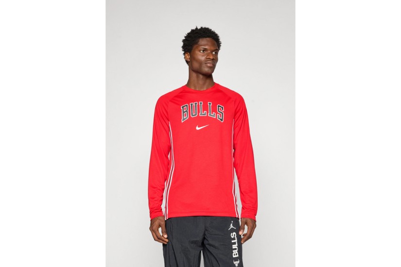 Nike Dri-FIT NBA Chicago Bulls Ανδρική Μακρυμάνικη Μπλούζα με Λαιμόκοψη Κόκκινη