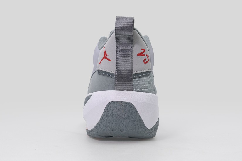 Jordan Max Aura 7 Ανδρικά Sneakers Γκρι, Λευκά, Κόκκινα