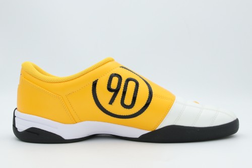 Nike Total 90 Sneakers (HQ2851 101)