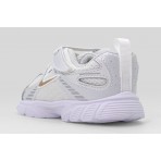 Nike V5 Rnr Sneakers (HQ6413 104)