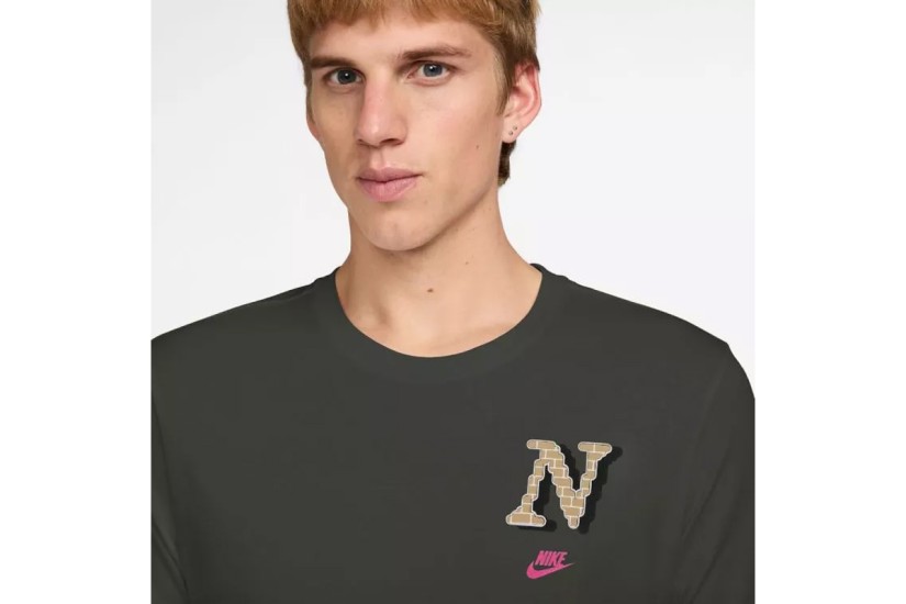 Nike Sportswear Club Neo Varsity Ανδρικό Κοντομάνικο T-Shirt Χακί