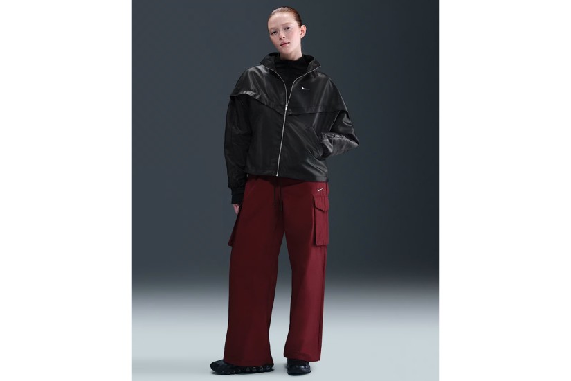 Nike Sportswear Windrunner Shine Γυναικείο Αντιανεμικό Μπουφάν Μαύρο