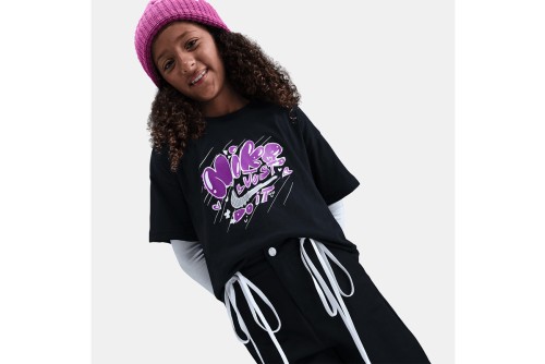 Nike Sportswear T-Shirt (HV5724 010)