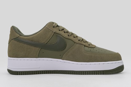 Nike Air Force 1 07 Lv8 Sneakers (IB6388 200)