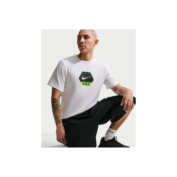 Nike Sportswear T-Shirt Ανδρικό (IQ0471 101)