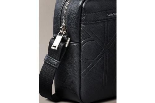 Calvin Klein Embossed Emblem Logo Τσαντάκι Χιαστί - Ώμου (LV04D3331G UB1)