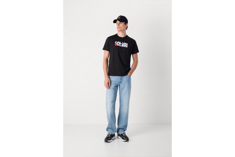 Calvin Klein Redbox Graphic Ανδρικό Κοντομάνικο T-Shirt Μαύρο