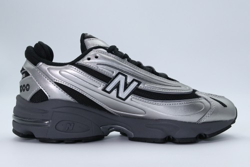 New Balance 1000 Sneakers (M1000EGR)
